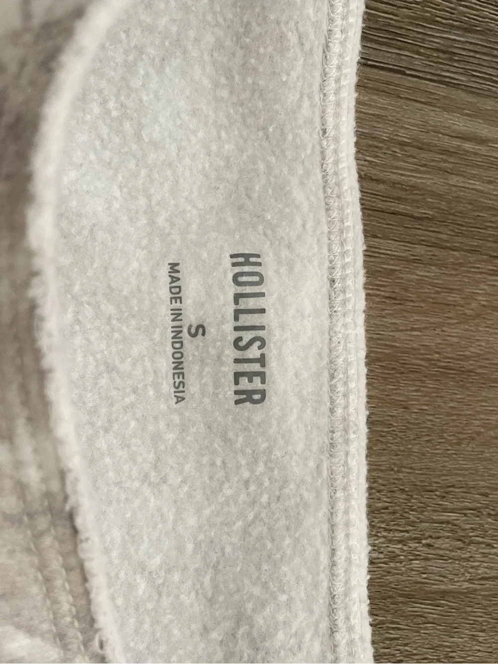 Hollister camo sweater
